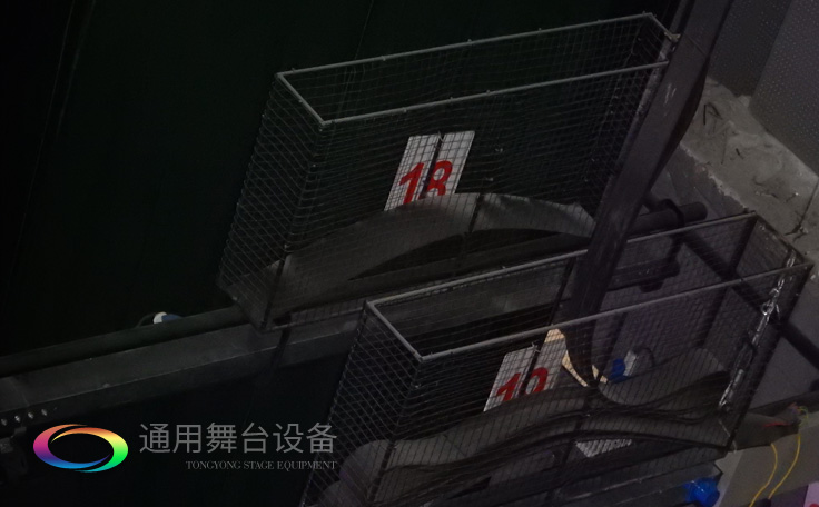 舞臺(tái)吊桿卷?yè)P(yáng)機(jī)、控制系統(tǒng)運(yùn)作原理、組成及注意事項(xiàng)