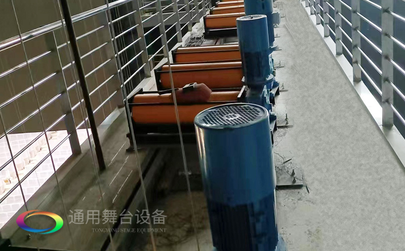 淮安開明實驗學校報告廳、舞臺機械吊桿、鋼性防火幕項目