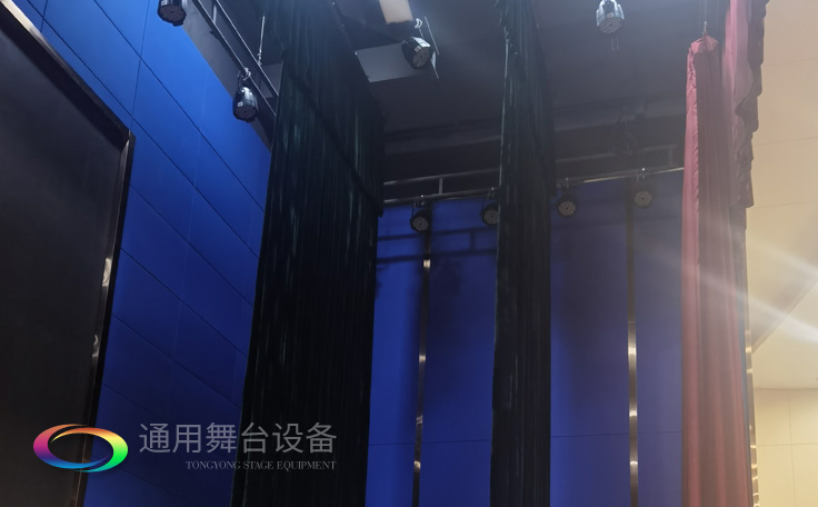 電動(dòng)舞臺(tái)吊桿、舞臺(tái)阻燃幕布定制生產(chǎn)廠家