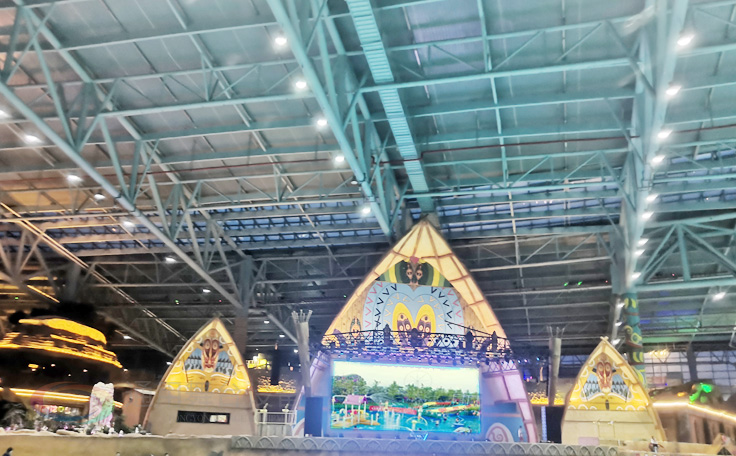 通用舞臺(tái)承建廣州某水世界項(xiàng)目，涉及舞臺(tái)燈光、音響及舞臺(tái)吊桿系統(tǒng)全面竣工，打造沉浸式演藝新標(biāo)桿
